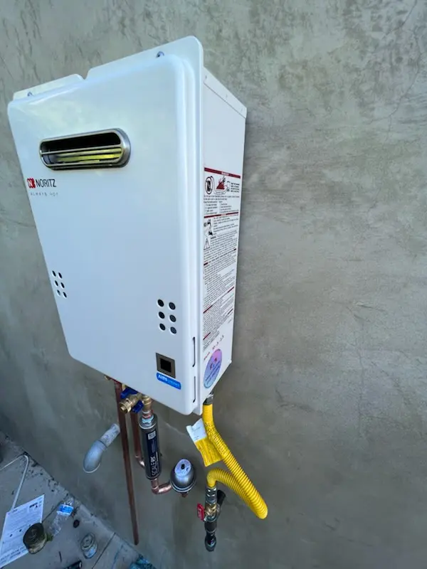 Tankless water heater installation for Chestnut Park homes